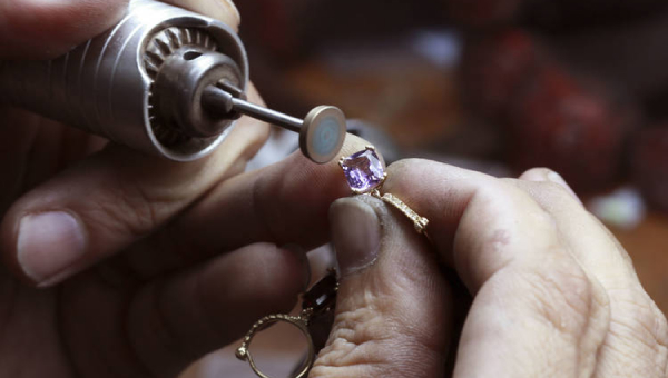 Jewelry Customize Designs